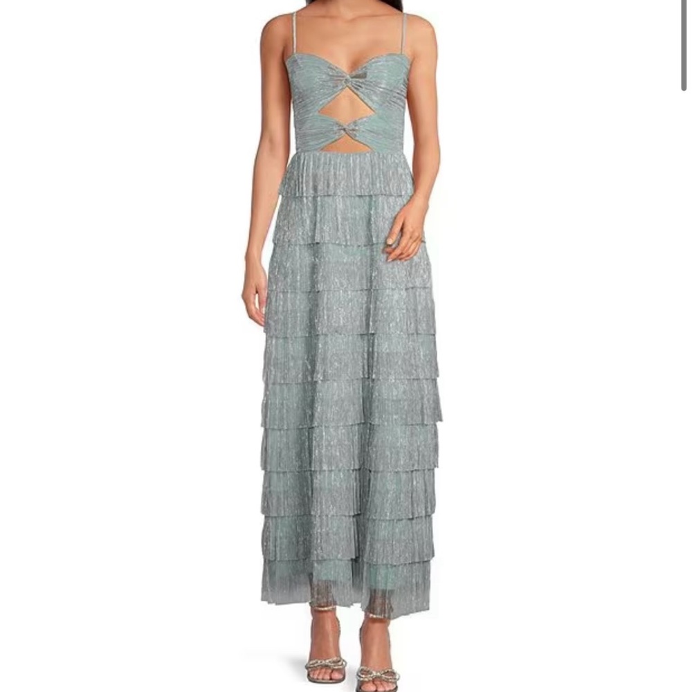 Gianni Bini Grace Metallic Plisse Sweetheart Neck Cut-Out Tiered Dress